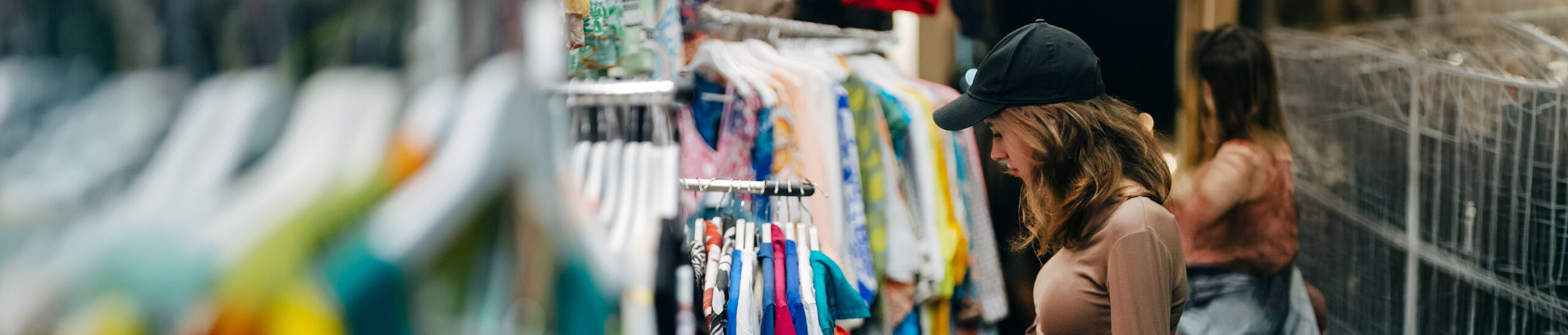 Amazon Regains Momentum in Nonfood Shopping: US Consumer Survey Insights