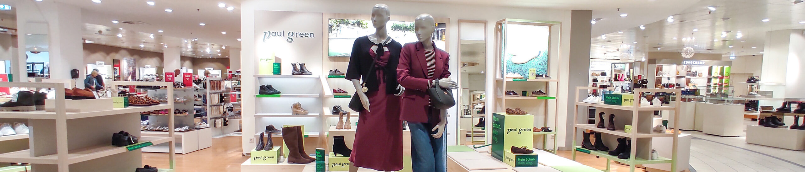 Real Estate Insights—Clothing, Footwear and Department Stores: How Retailers Are Optimizing Store Portfolios